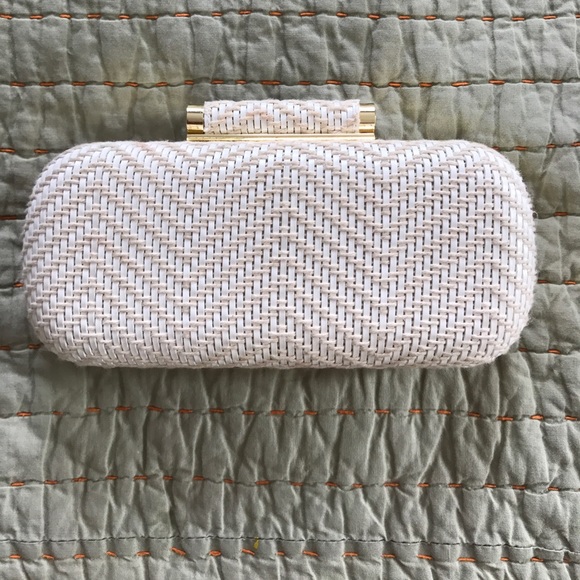 Inge Christopher clutch—perfect for spring and summer! - Picture 5 of 5